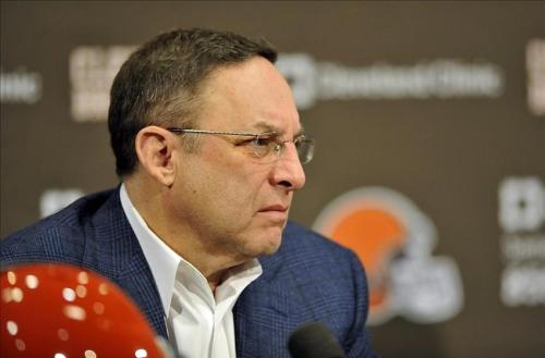 Joe Banner presided over the Browns draft in 2013. (AP Photo)
